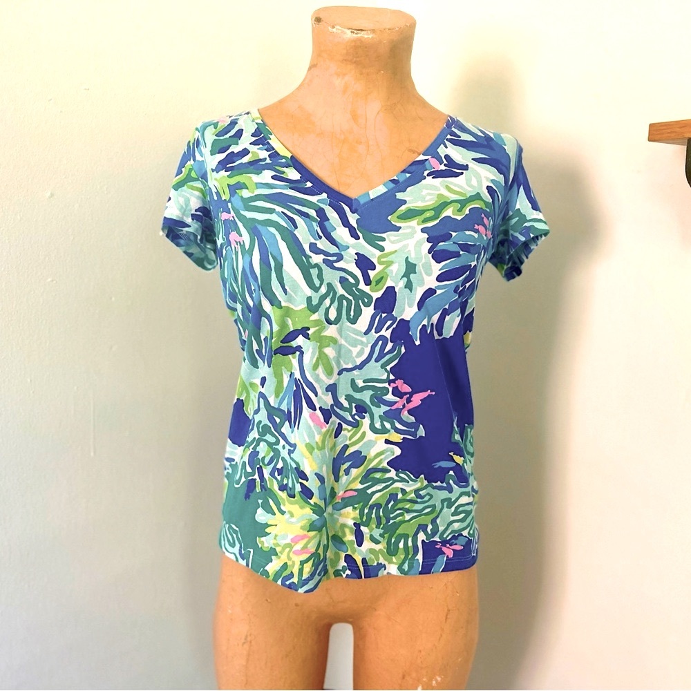 Lilly Pulitzer Etta V-Neck T-Shirt - Blue Green - Size XS - 100% Cotton Ex. Cond